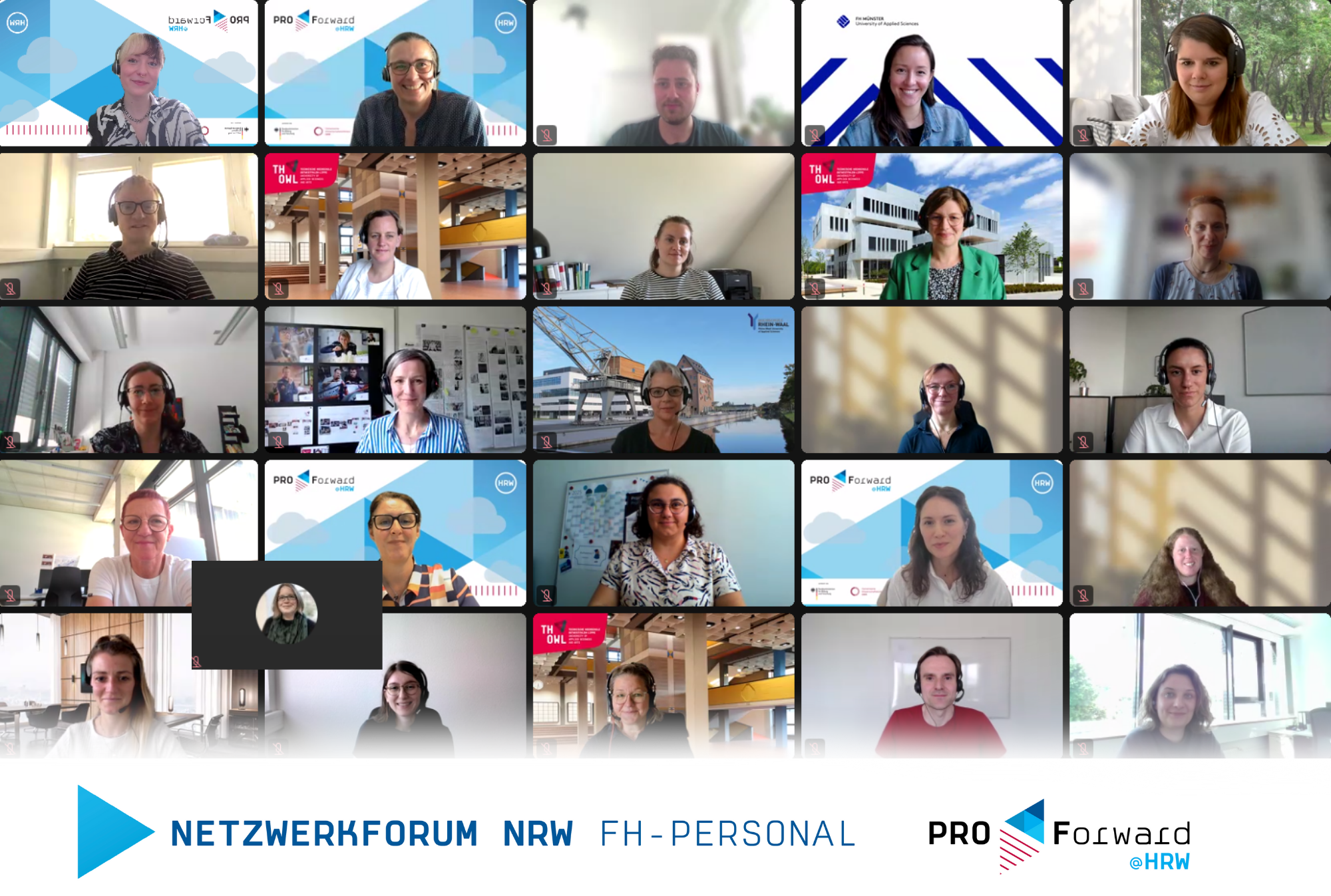 25 Kacheln mit Bildern von Personen in einem Online-Meeting