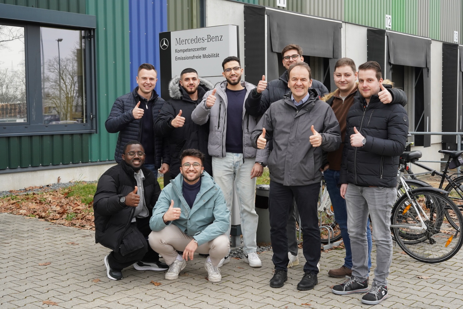 Praxisprojekt Elektromobilität Daimler Truck