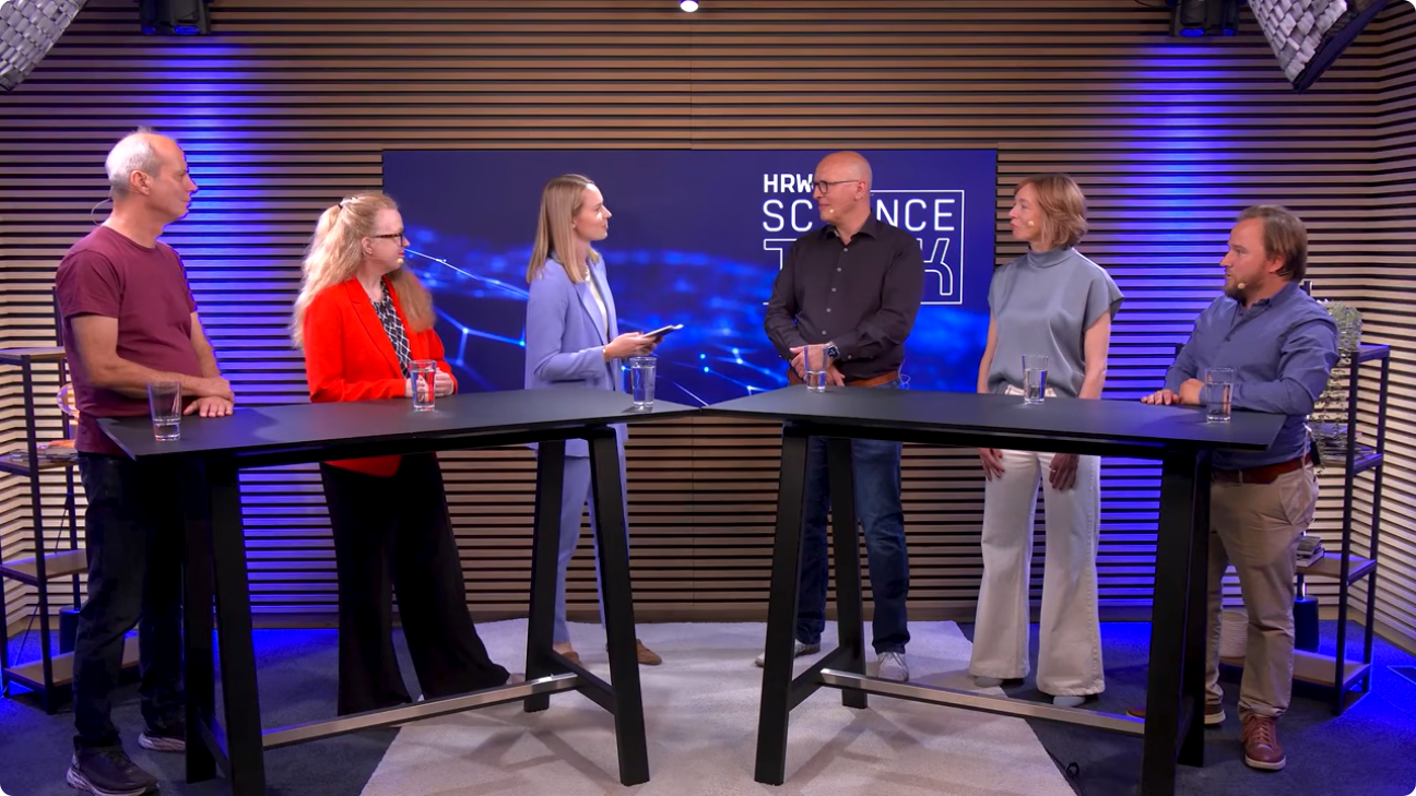 Screenshot 2026-09-23 at 13-31-53 KI in der Bildung Herausforderungen und Chancen HRW Science Talk - YouTube.png