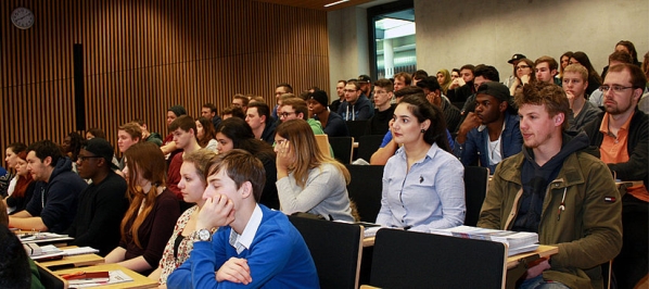 csm_2016_04_04_Erstsemester-SoSe2016_Web_62c0cf635c.jpg