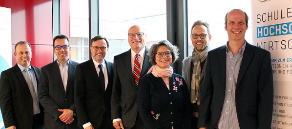 csm_2019-02-05_HRW-Foerderverein_MAN_ES_web_0636b4fc61.jpg