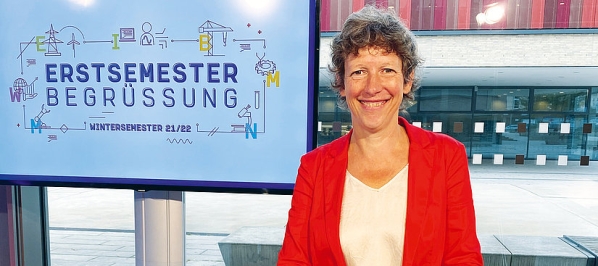 csm_2021-09-24_Erstsemesterbegruessung_aufmacher_c943c78a0e.jpg