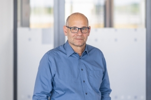 Porträtfoto von Dirk Rüter