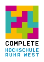 Das Bild zeigt das Logo des Projekts Complete der Hochschule Ruhr West. Über der Schrift befinden sich bunte Puzzleteile, die gemeinsam ein Quadrat darstellen